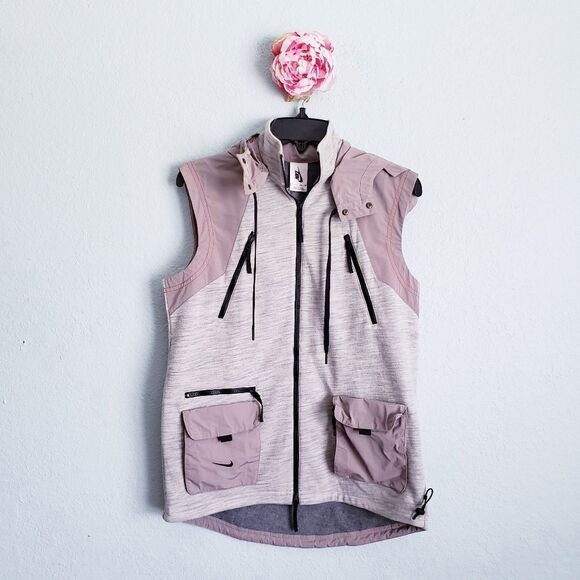 Nike A.A.E 3.0 Vest in sepia stone - Picture 1 of 6